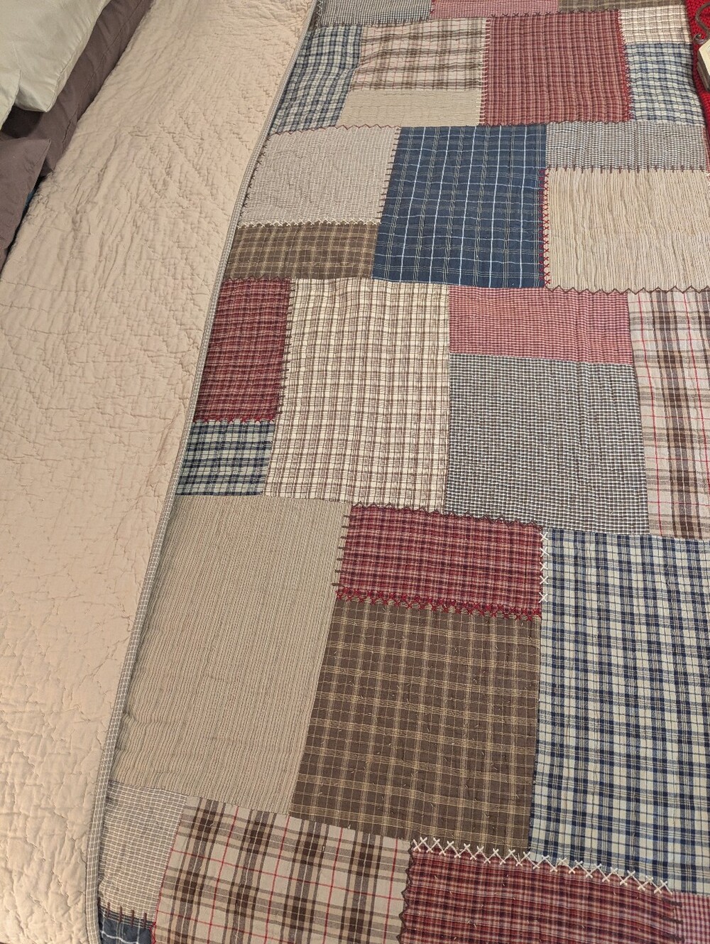 Daniel Cremeux Patchwork California King Quilt - Picture 2 of 10